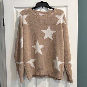 Andre By Unit- Star Beige Sweater, size medium. Excellent condition.